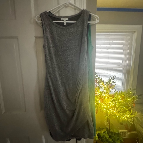 Leith Sleeveless Dresses in Green, Navy, and Gray - Picture 6 of 6